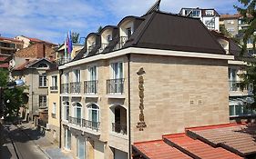 Agusta Hotel, Garden & Spa
